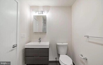1439 S Taylor St in Philadelphia, PA - Building Photo - Building Photo