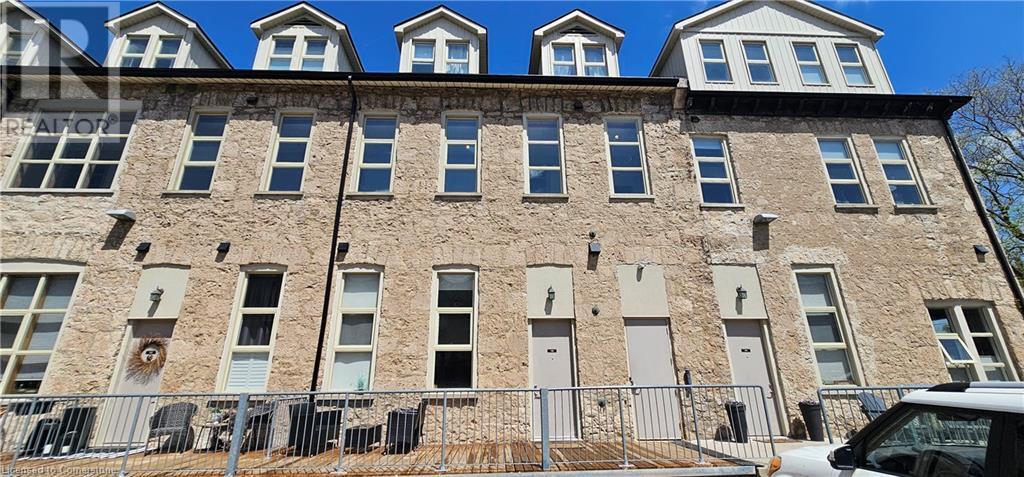 25 Concession St in Cambridge, ON - Building Photo