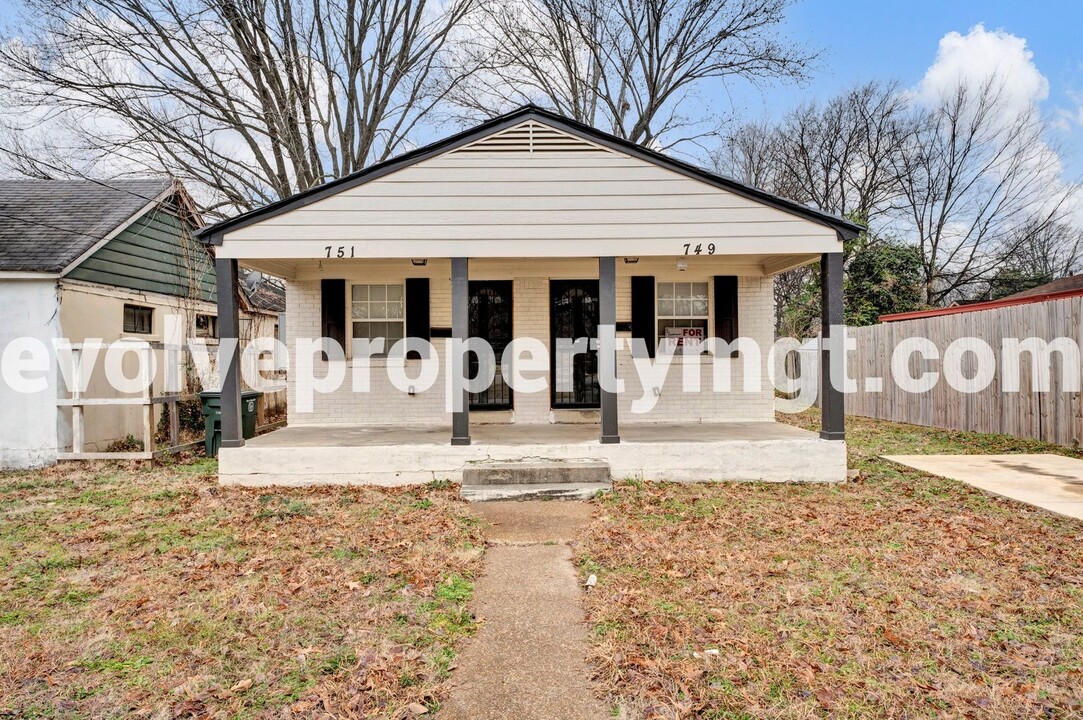 751 Pendleton St in Memphis, TN - Building Photo