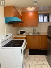 20 Maureen Dr in Toronto, ON - Building Photo - Building Photo