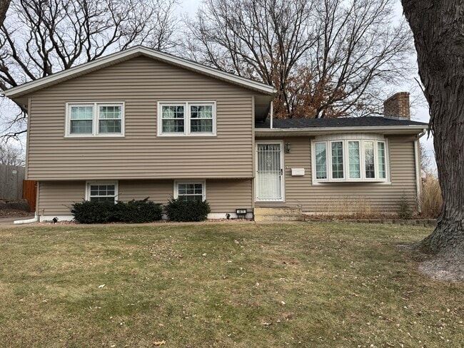 property at 4611 Scott St