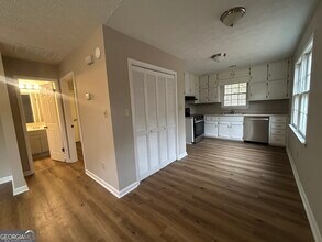 90 Meadowbrook Ct in Fayetteville, GA - Building Photo - Building Photo