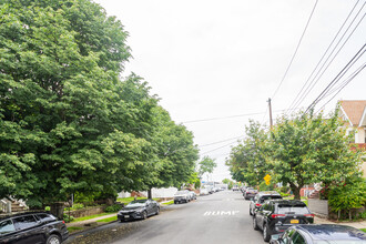 26 Hatfield Place in Staten Island, NY - Building Photo - Building Photo