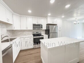 1032 E 400 S in Salt Lake City, UT - Building Photo - Building Photo