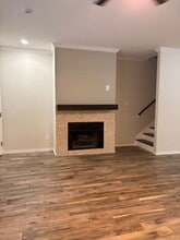 622 Wilcrest Dr in Houston, TX - Building Photo - Building Photo