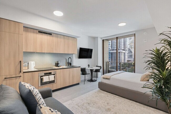 property at 121 NE 5th St