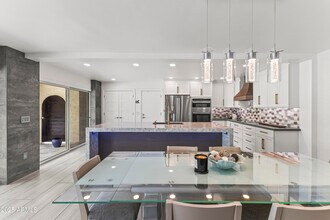 7258 E Loma Ln in Scottsdale, AZ - Building Photo - Building Photo