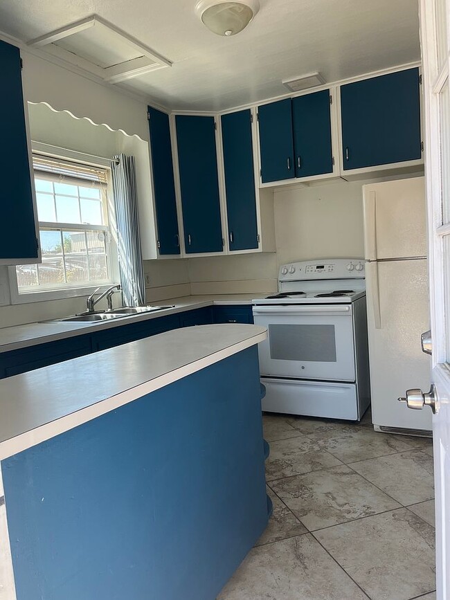 property at 2741 Brooks Ave NE