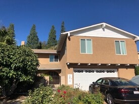 5810 Dovetail Dr, Unit A in Agoura Hills, CA - Building Photo