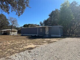 2674 Chuck Wagon Way in Lake Wales, FL - Building Photo