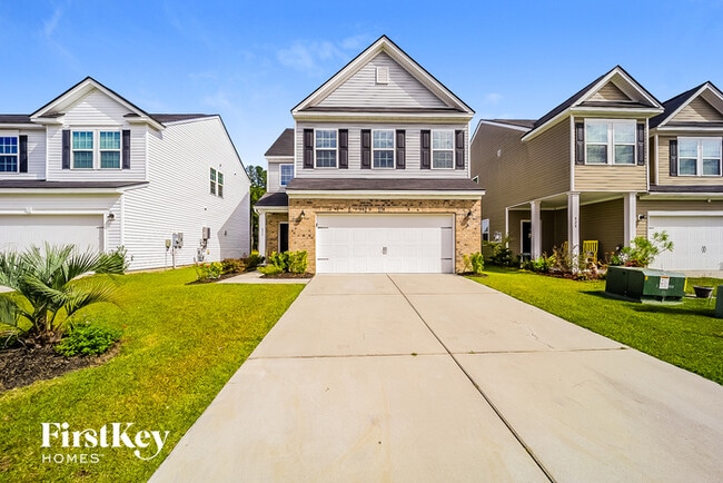 property at 826 Redbud Ln