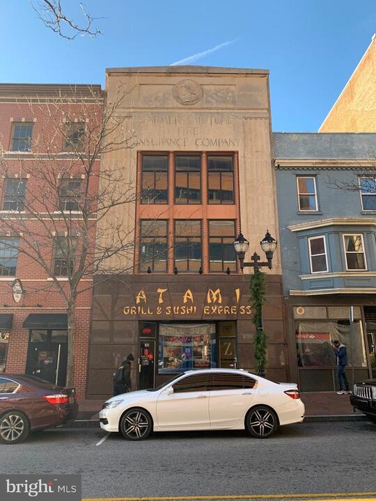 833 N Market St in Wilmington, DE - Building Photo