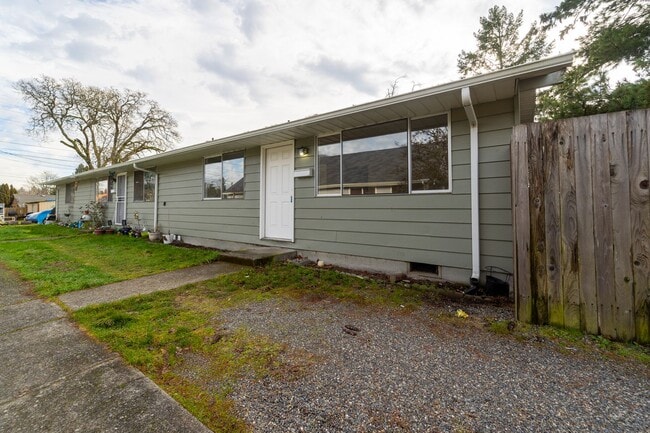 property at 5307 S Cedar St