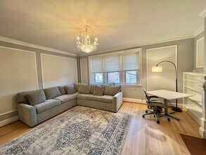 6 Lanark Rd, Unit 4 in Brookline, MA - Building Photo - Building Photo
