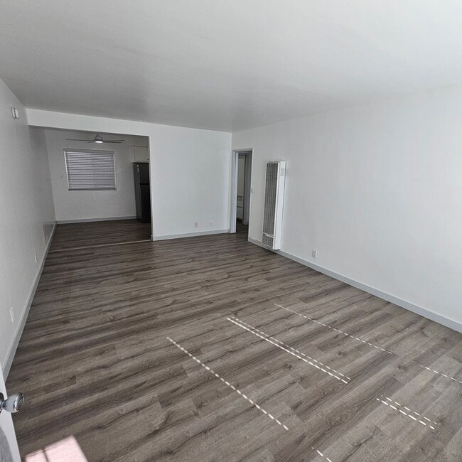 3376 Martin Luther King Jr Blvd in Lynwood, CA - Building Photo - Building Photo
