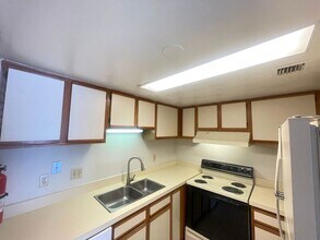 4149 S Semoran Blvd in Orlando, FL - Building Photo - Building Photo