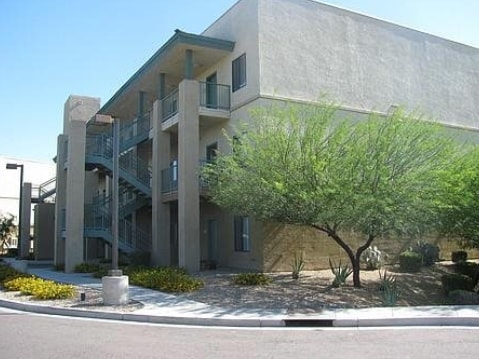 Rancho Cielo in Phoenix, AZ - Building Photo