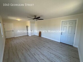 1040 Georgean St in Hayward, CA - Building Photo - Building Photo