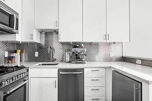 66 Madison Ave in New York, NY - Building Photo