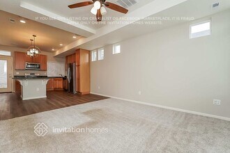211 S Old Hammer Ct in Aurora, CO - Building Photo - Building Photo