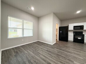 21 Erwin Dr in Austin, AR - Building Photo - Building Photo