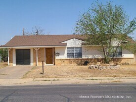 210 N Glenwood Dr, Unit L-088 in Midland, TX - Building Photo