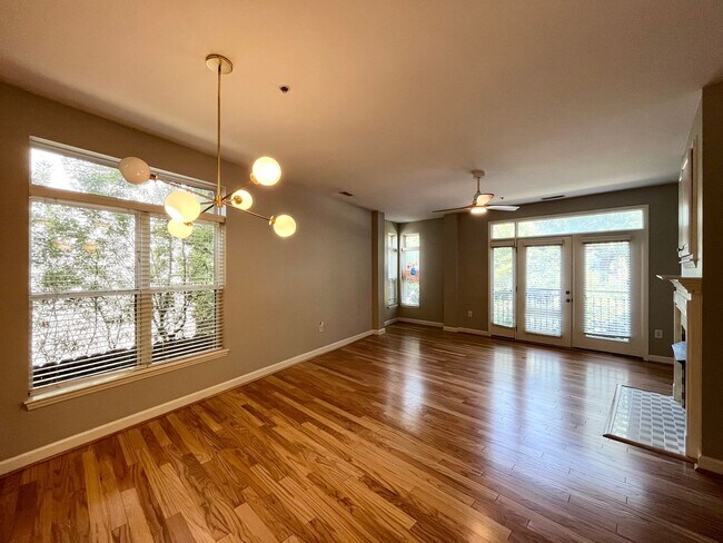1001 Hillsborough St in Raleigh, NC - Building Photo - Building Photo