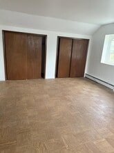 76 5th Ave in Westbury, NY - Building Photo - Building Photo