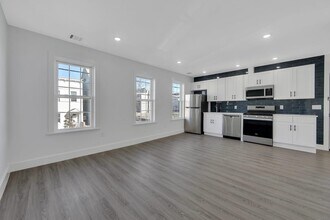 55 Congress St-Unit -2 in Jersey City, NJ - Foto de edificio - Building Photo