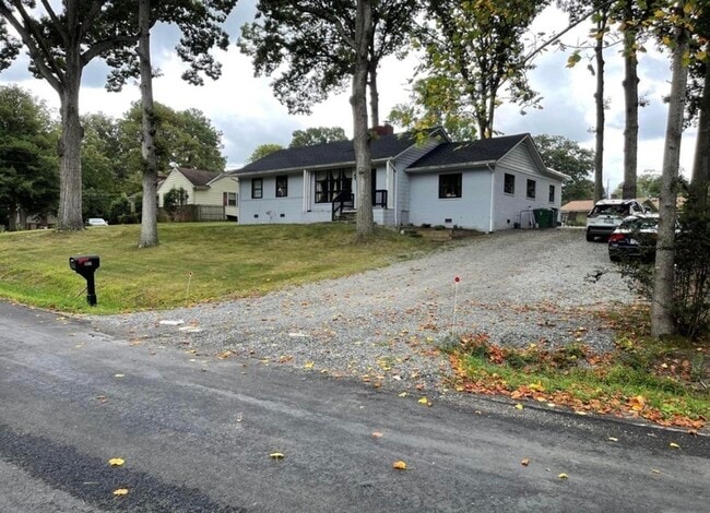 property at 1105 Ironington Rd