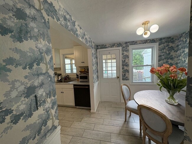 property at 216 Quincy Shore Dr
