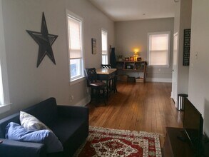 4 Essex St, Unit 3A in Beverly, MA - Building Photo - Building Photo