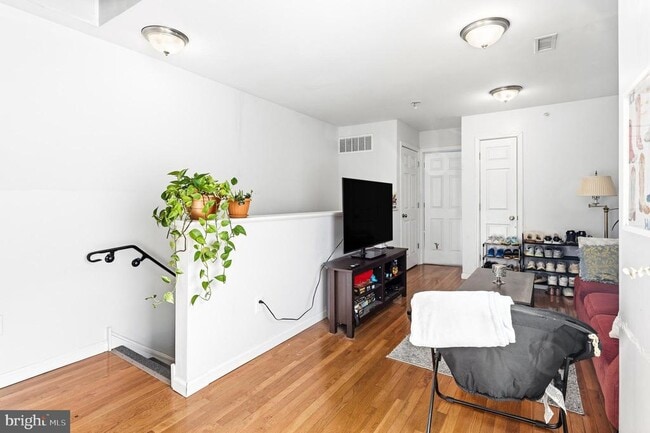 2024 N Carlisle St in Philadelphia, PA - Building Photo - Building Photo