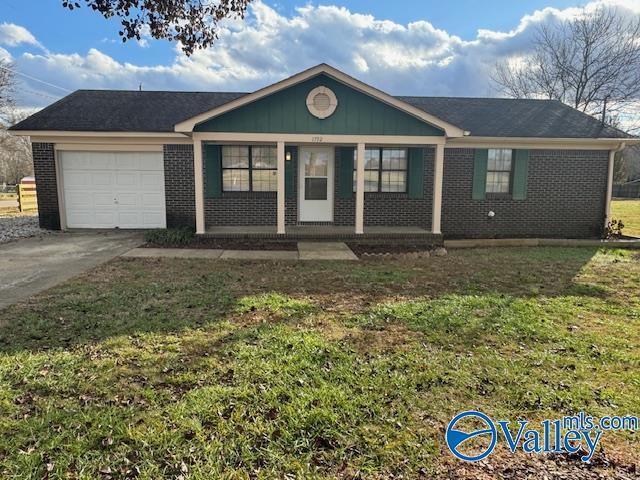 1792 Bobo Section Rd in Hazel Green, AL - Building Photo