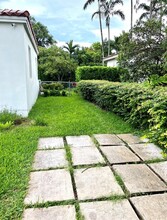 22 Marabella Ave in Coral Gables, FL - Building Photo - Building Photo