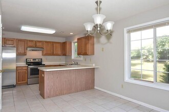 1608 Apple Valley Ct in Columbia, MO - Building Photo - Building Photo