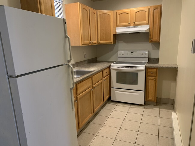 1711 W Juniata St in Philadelphia, PA - Building Photo - Building Photo