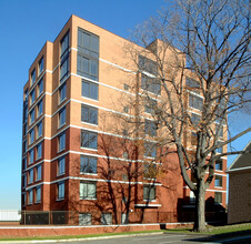 The Paragon in Hackensack, NJ - Building Photo - Building Photo