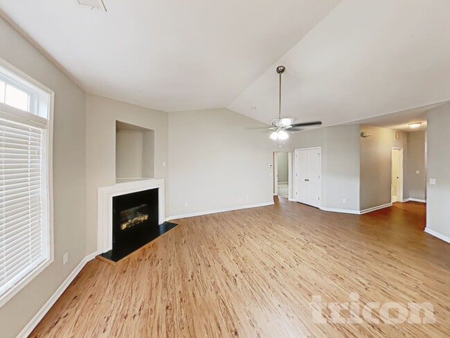 401 Tortoise Ln in Winston-Salem, NC - Foto de edificio - Building Photo