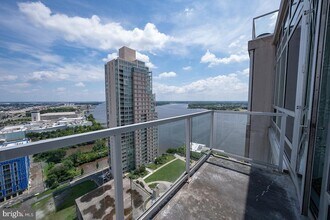 901 N Penn St, Unit F2007 in Philadelphia, PA - Building Photo - Building Photo