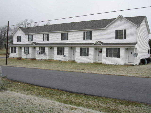 200-250 20th &Spring St in Wytheville, VA - Building Photo