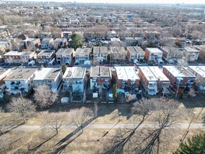 9945 D'iberville St in Montréal, QC - Building Photo - Building Photo