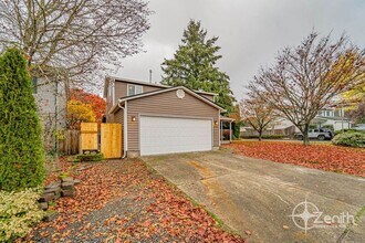 4711 NE 155th Ave in Vancouver, WA - Building Photo - Building Photo