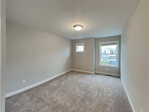 1263 142nd St E in Rosemount, MN - Building Photo - Building Photo