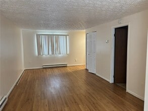 223 Autumn Chapel Way in Rochester, NY - Building Photo - Building Photo