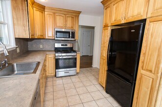 127 Blackville Rd in Washington, CT - Building Photo - Building Photo