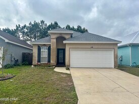 116 Gardenia St in Panama City Beach, FL - Building Photo