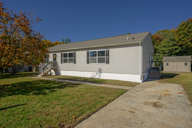 28 Belleview Ave in Sicklerville, NJ - Building Photo - Building Photo