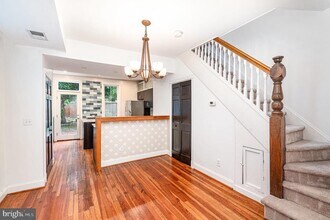 1012 Pendleton St in Alexandria, VA - Building Photo - Building Photo
