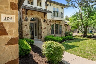 206 Lido St in Lakeway, TX - Building Photo - Building Photo